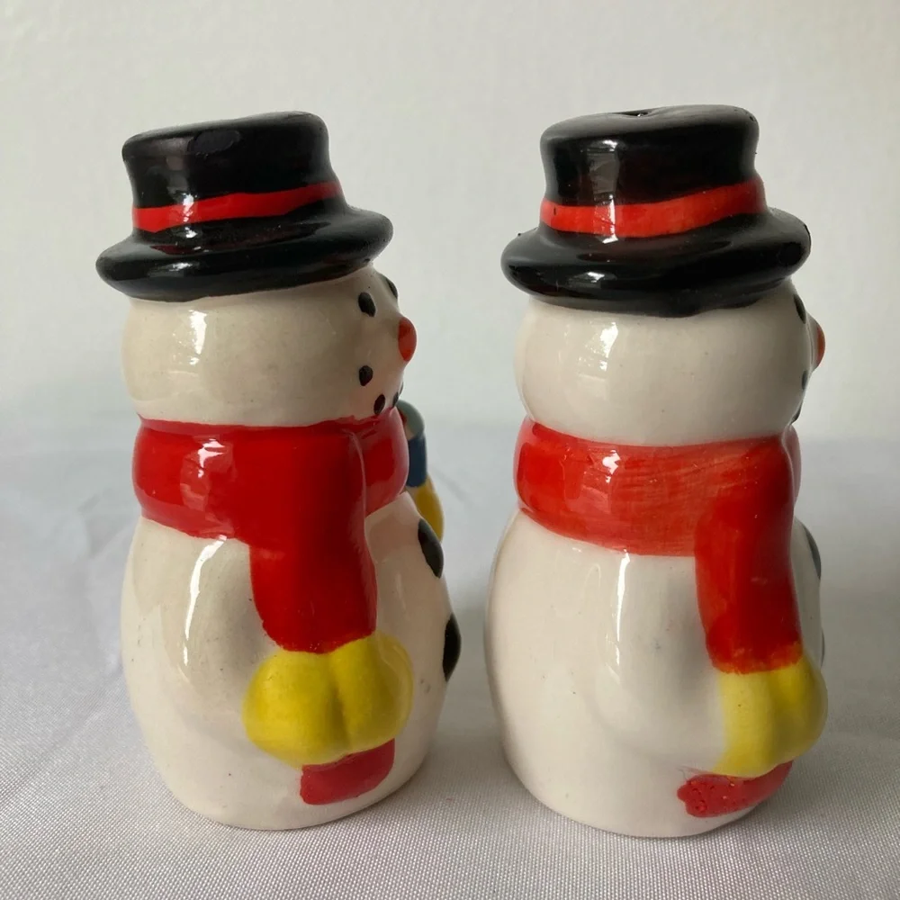Christmas Salt & Pepper Set Snowmen‎ Snowman Porcelain Greenbrier Int 2.75